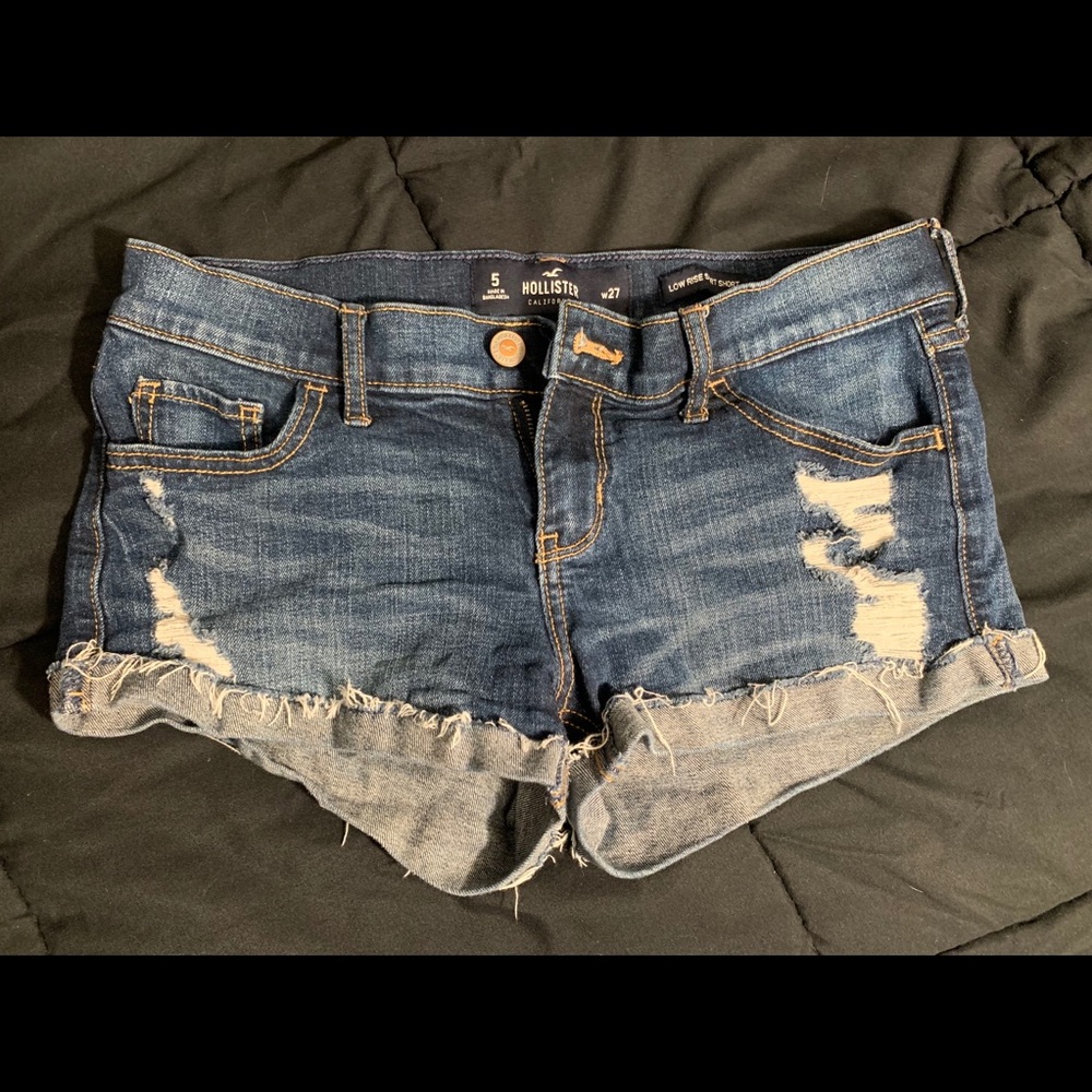 Hollister low rise short shorts